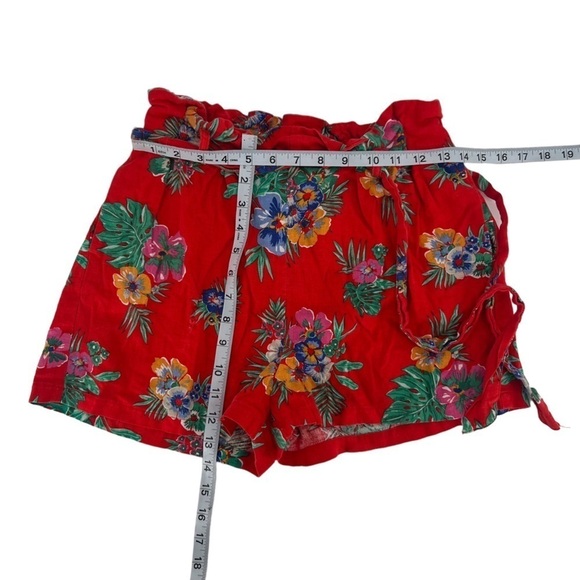 mi ami Red Floral Cinched Waist Paper Bag Pleated Shorts Size Small Women’s - Picture 4 of 5